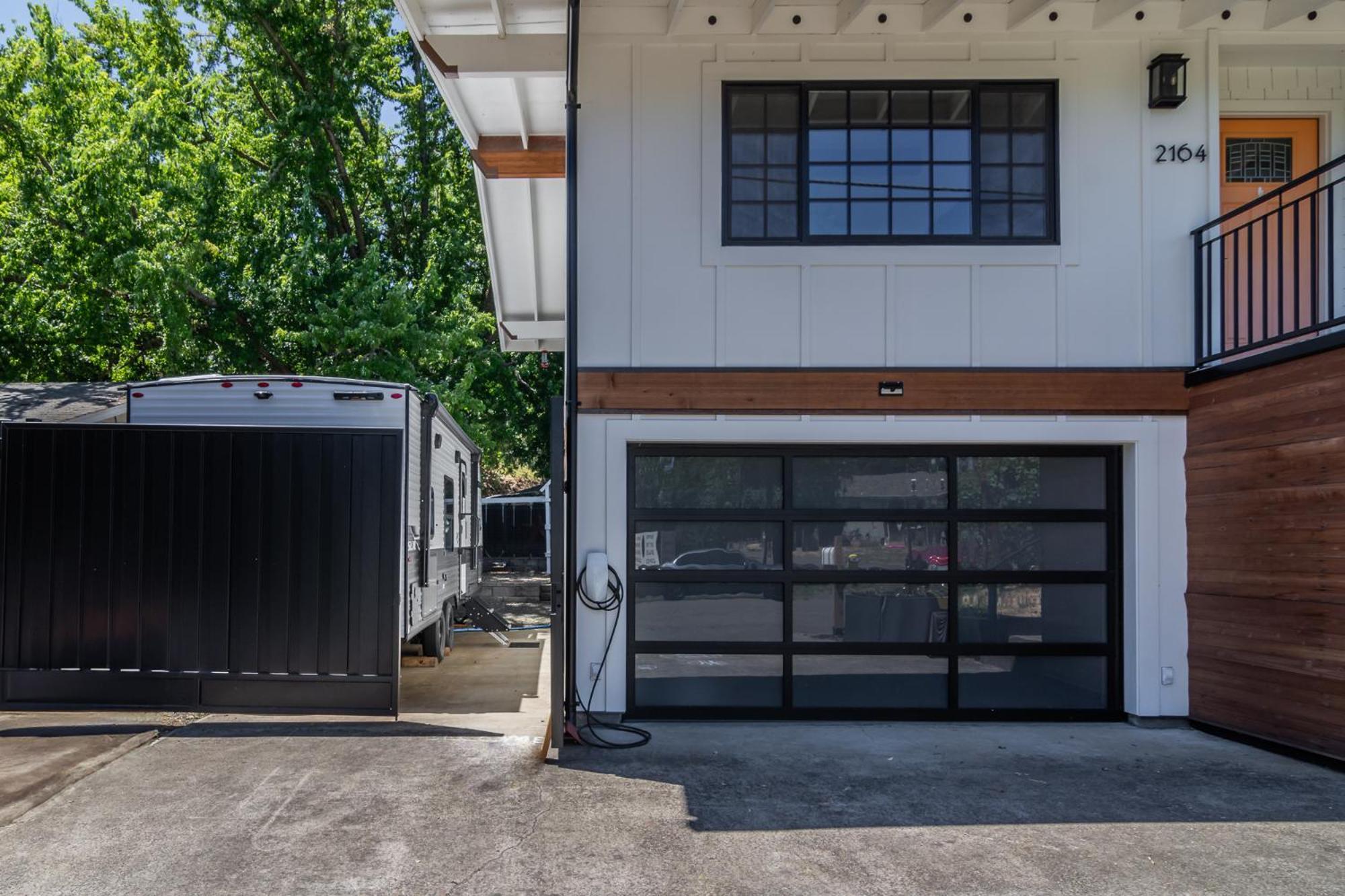 Chic Rv Retreat, Stunning Yard In Roseburg Hotel ภายนอก รูปภาพ