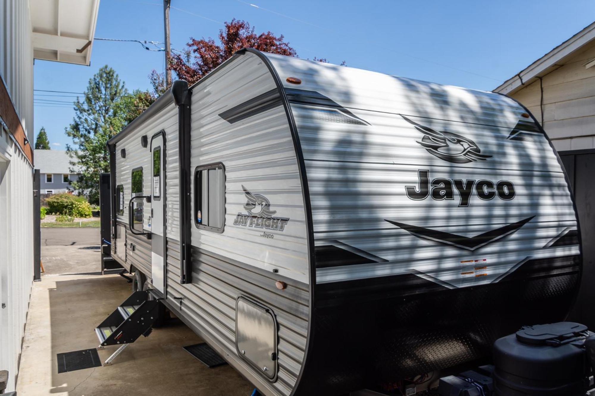 Chic Rv Retreat, Stunning Yard In Roseburg Hotel ภายนอก รูปภาพ